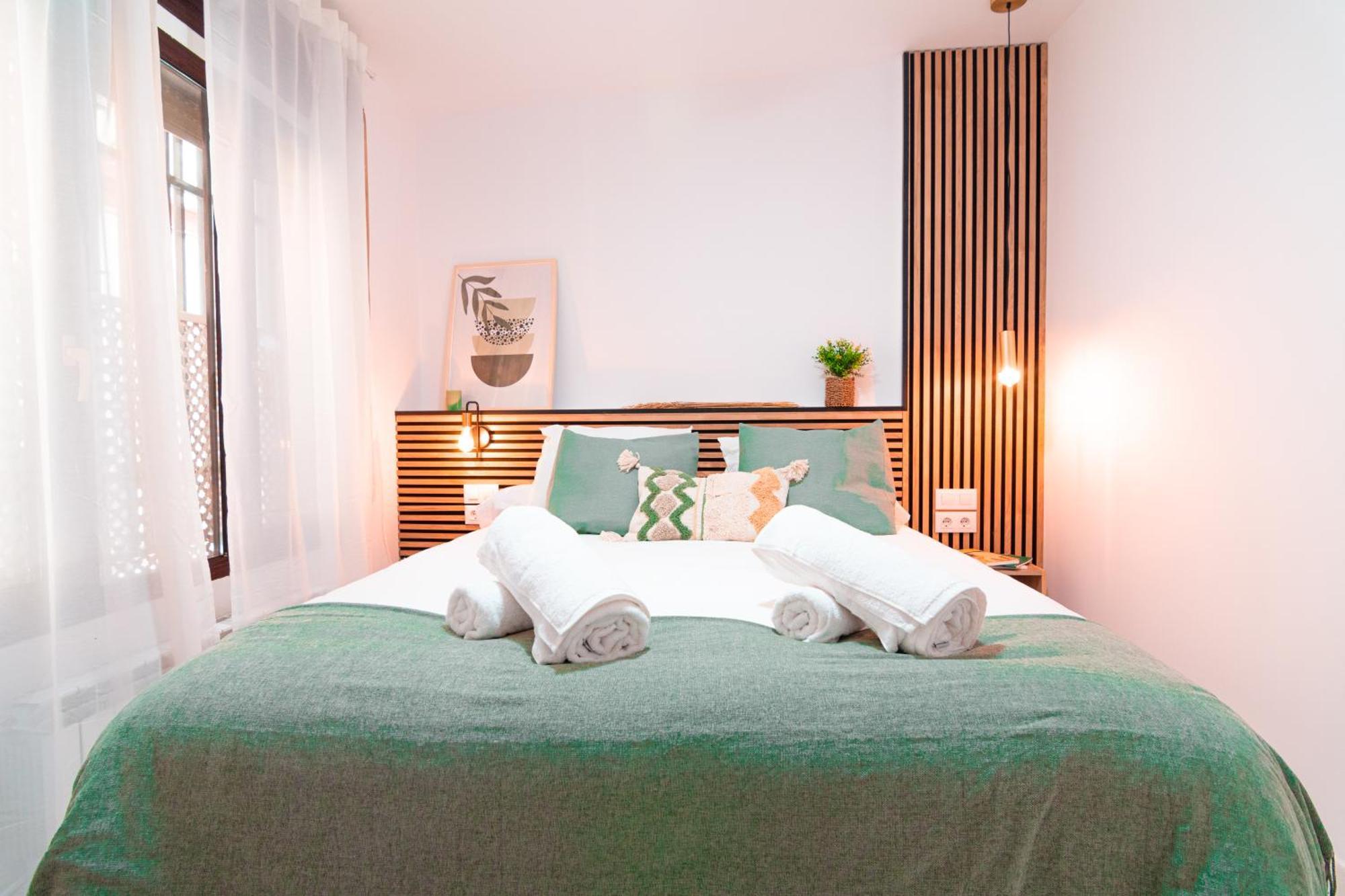 Edomus Catedral Boutique Apartment Севиля Екстериор снимка