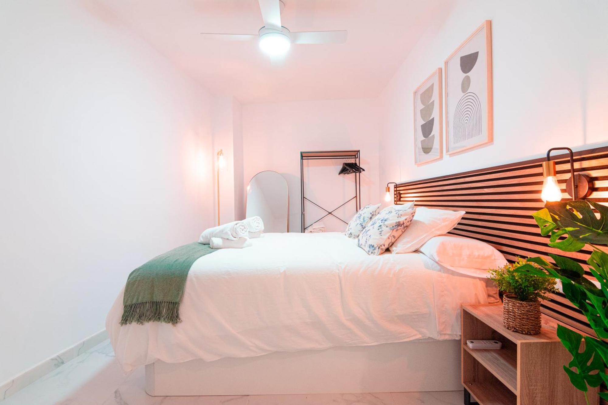 Edomus Catedral Boutique Apartment Севиля Екстериор снимка