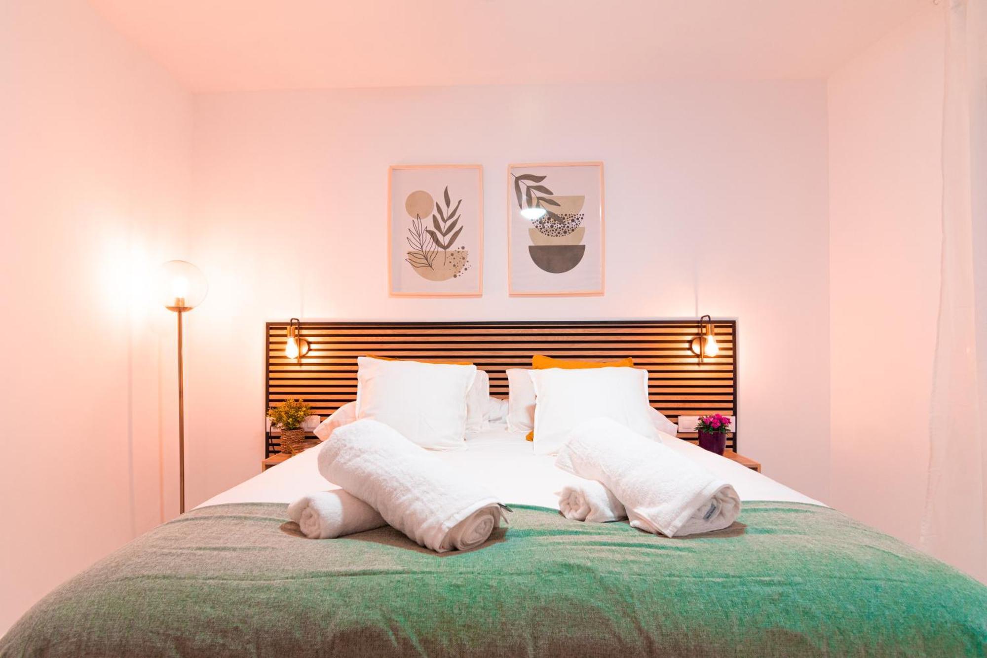 Edomus Catedral Boutique Apartment Севиля Екстериор снимка