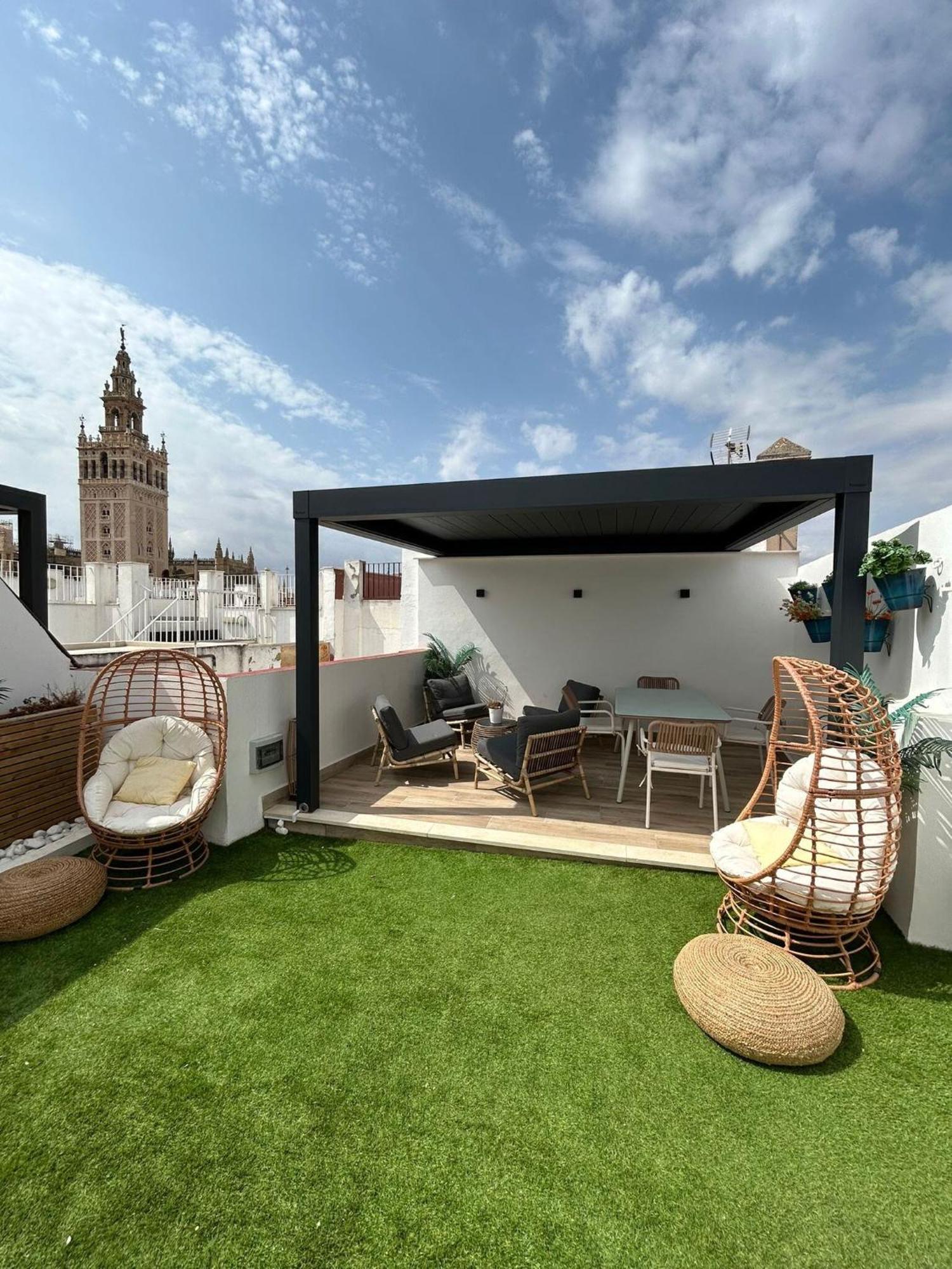Edomus Catedral Boutique Apartment Севиля Екстериор снимка