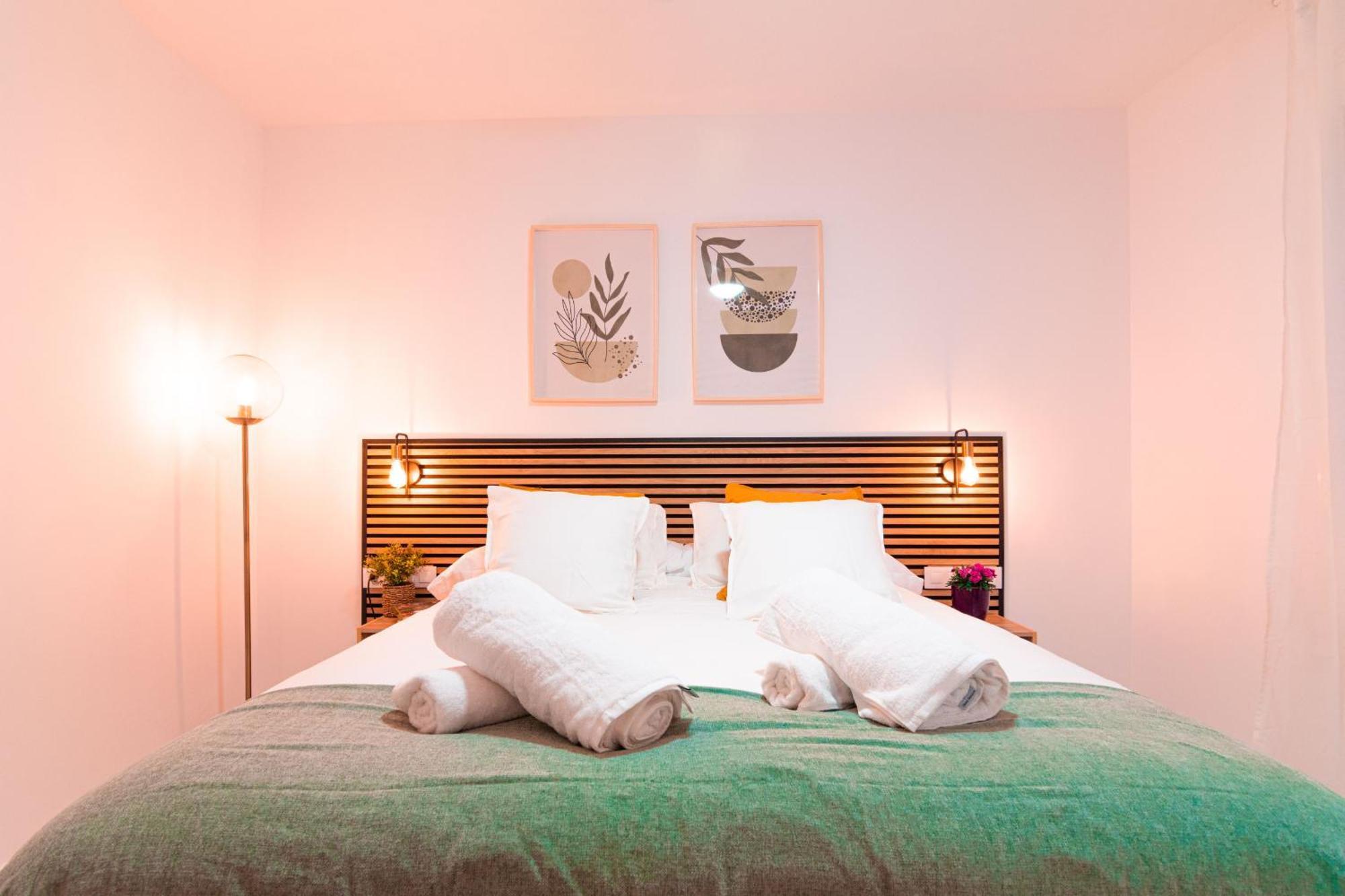 Edomus Catedral Boutique Apartment Севиля Екстериор снимка